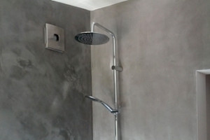 Urbidynamic microcement bathroom